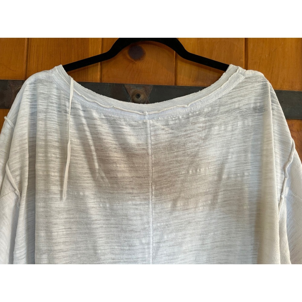 Totally destroyed White Tee M-XL. Holes, Paint stains, Paper Thin thrashed - Picture 11 of 14
